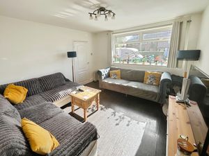 Lounge- click for photo gallery